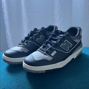 Men's NEW BALANCE 550 Black and White Sneakers